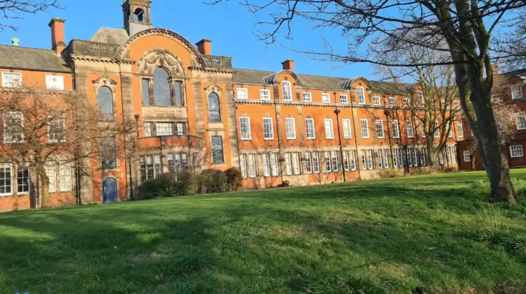How Can Parents Navigate Liverpool School Admissions and Education Services? 2 Liverpool School Admissions: Application Process & Deadlines Explained