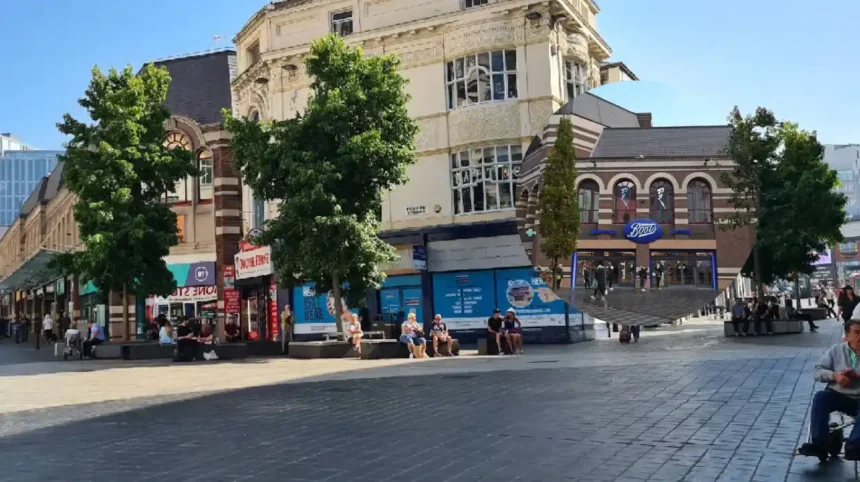 Liverpool city centre arrests after machete gangs alarm police 2026
