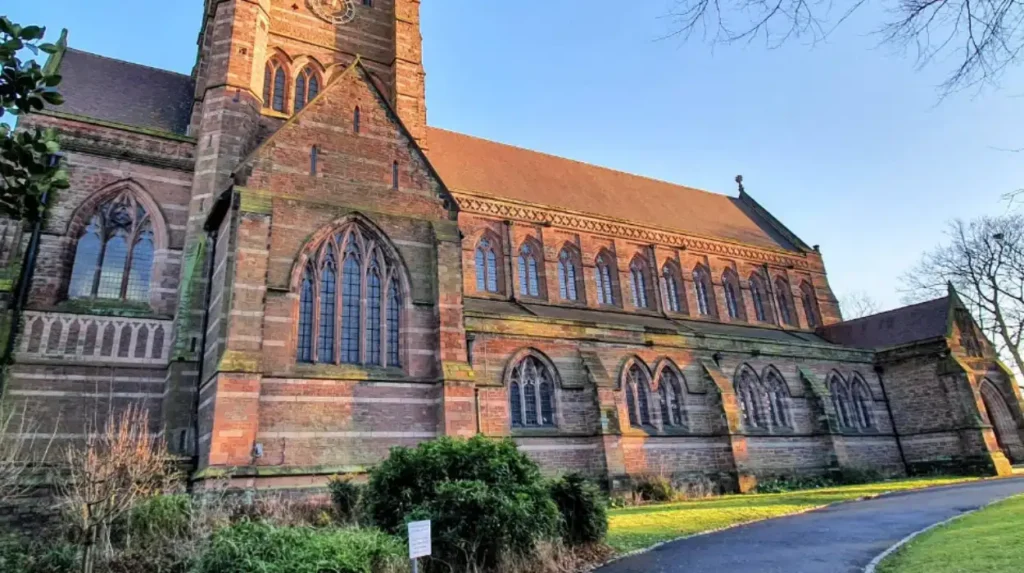 Best Areas to Live in Liverpool for Families
