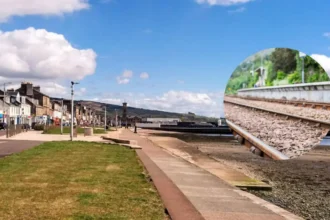 Trains cancelled after Helensburgh railway line fire near Craigendoran