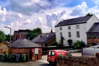 Is Birkenhead Worth Visiting for Tourists Staying in Liverpool