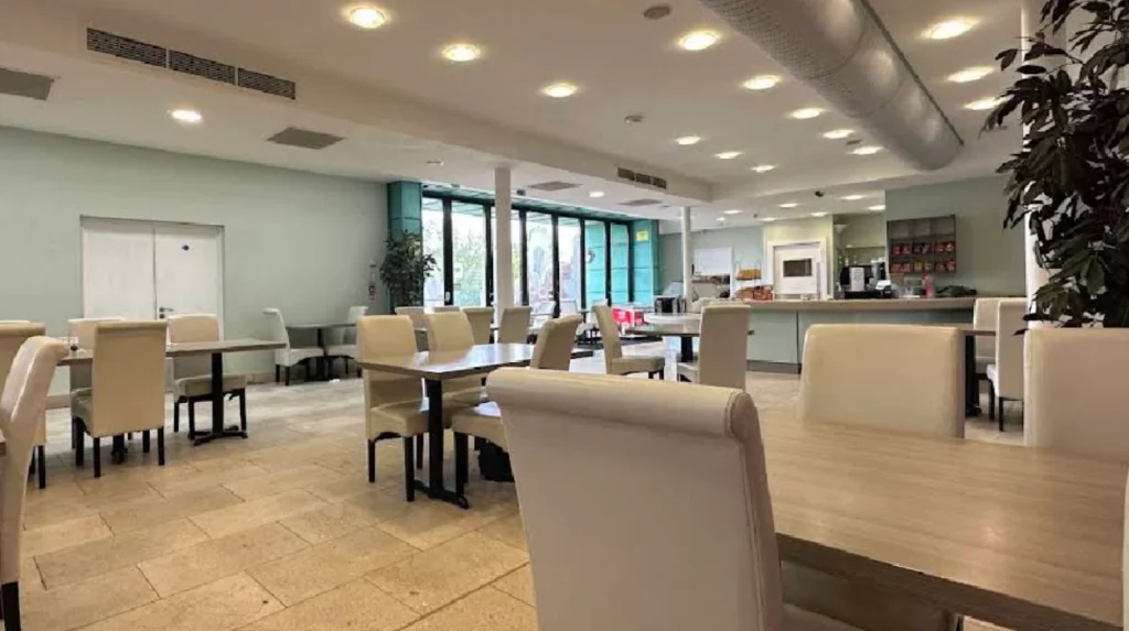 What Are the Best Cafes Near Anfield for Remote Work