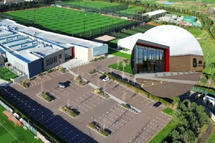Liverpool complete deal for teen goalkeeper Zach Trinder
