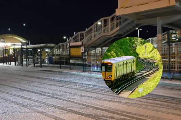 Maghull Rail Disruption Causes Merseyrail Service Cancellations