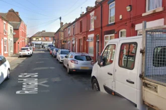 What employment support services exist for jobseekers in Liverpool