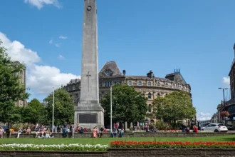 What is the historical background and geographic location of Allerton Liverpool