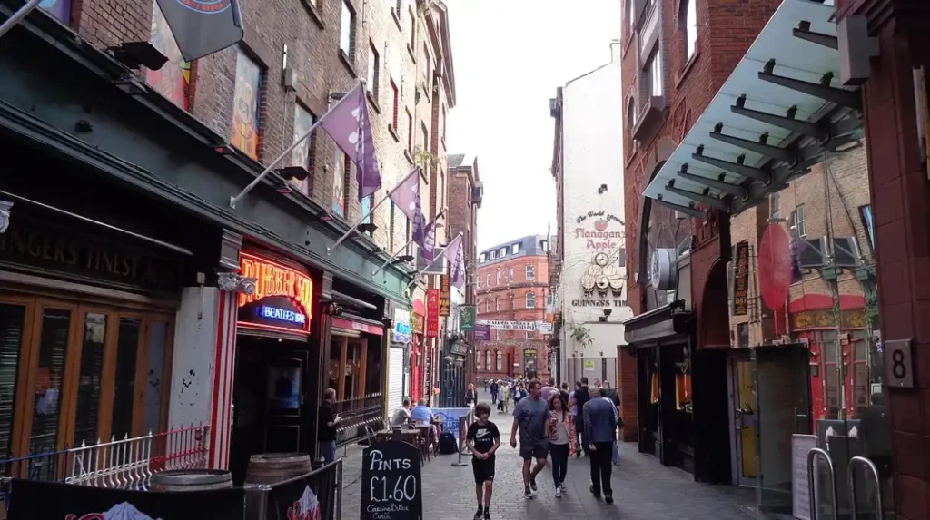 Halton vs Liverpool: Which Is Better for a Short Visit?