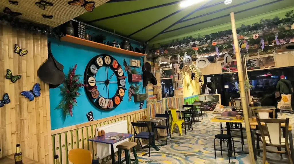 What Are the Best Cafés and Coworking-Friendly Spots in Formby