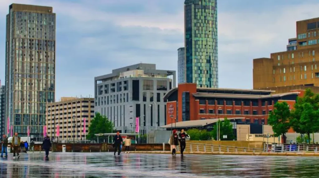 How Far Is Bootle from Liverpool City Centre? 2 How Far Is Bootle from Liverpool City Centre
