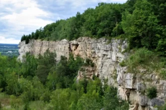 What Are the Top Hidden Parks in Halton for Nature Lovers