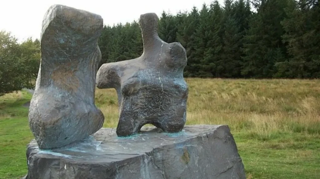 Woolton and Strawberry Field: How to See Both in One Afternoon 2 Gravestone of Eleanor Rigby