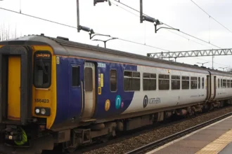 How to Travel From Liverpool Airport to Huyton Quickly and Cheaply