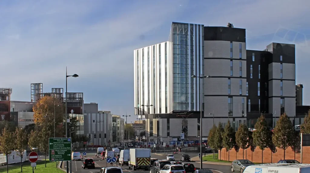 How to Get from Liverpool City Centre to Kensington?