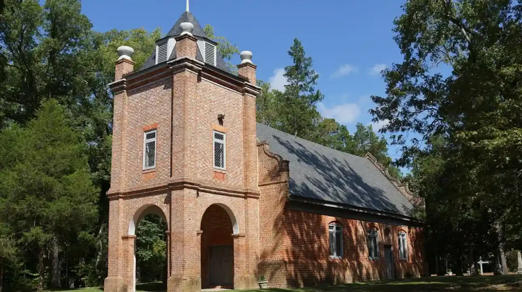 Is Woolton Worth Visiting? An Honest Guide for First-Time Visitors 2 St Peter Church Hall