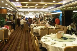 What makes Kensington Liverpool a distinct destination for food and drink