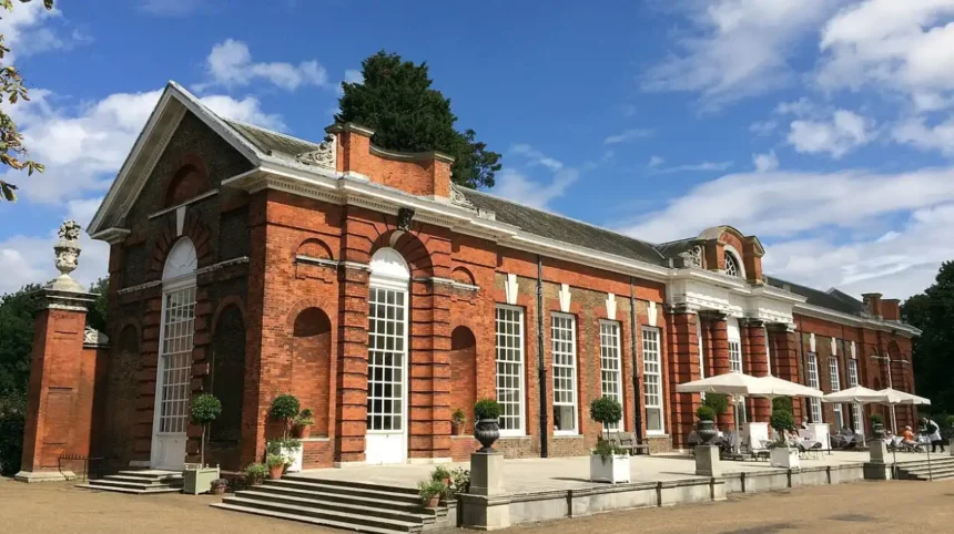Which Hotels and Areas Are Best to Stay Near Kensington, Liverpool